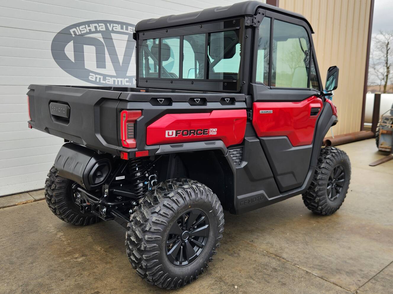 A photo of this 2026 CFMOTO UFORCE U10 Pro Highland