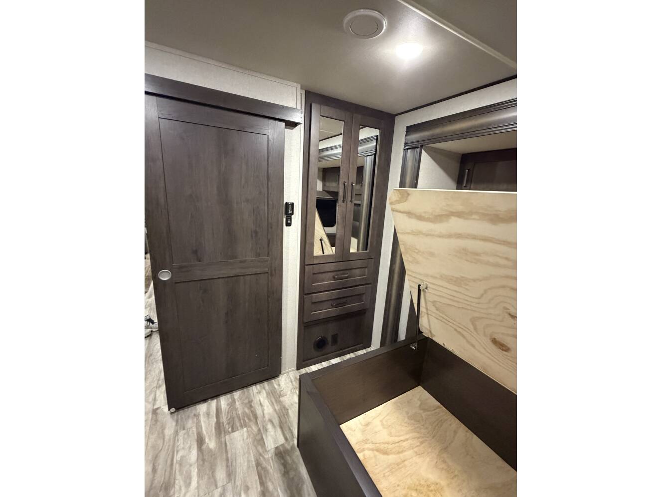 A photo of this 2020 Grand Design REFLECTION 315RLTS