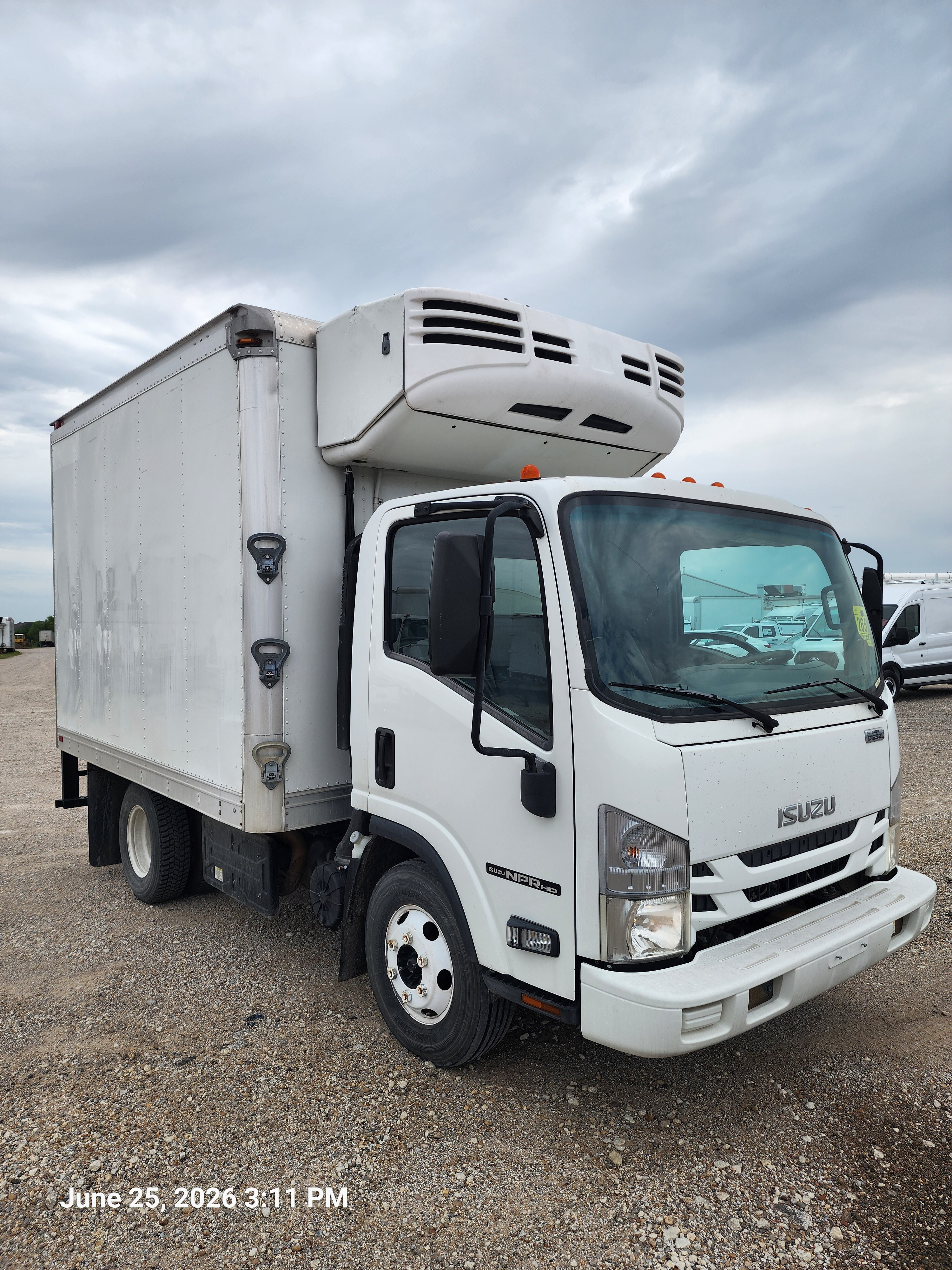 2016 ISUZU NPR HD 10' REEFER in Rockwall, TX