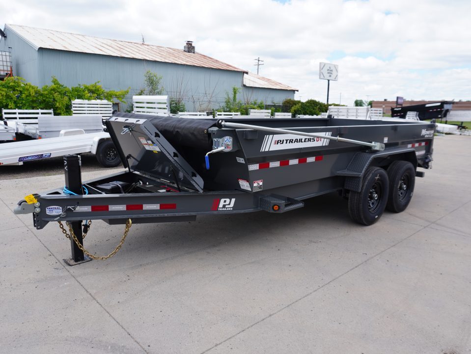 2027 PJ Trailers DT1 83"x16ft in East Bethel, MN