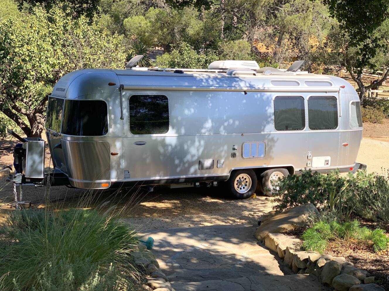 A photo of this 2014 Airstream INTERNATIONAL SIGNATURE 27FB