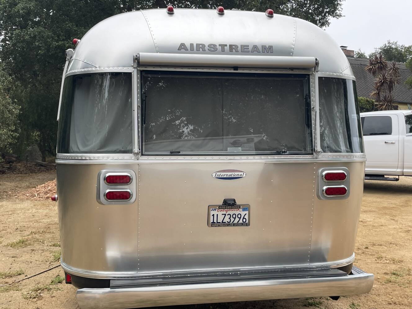 A photo of this 2014 Airstream INTERNATIONAL SIGNATURE 27FB