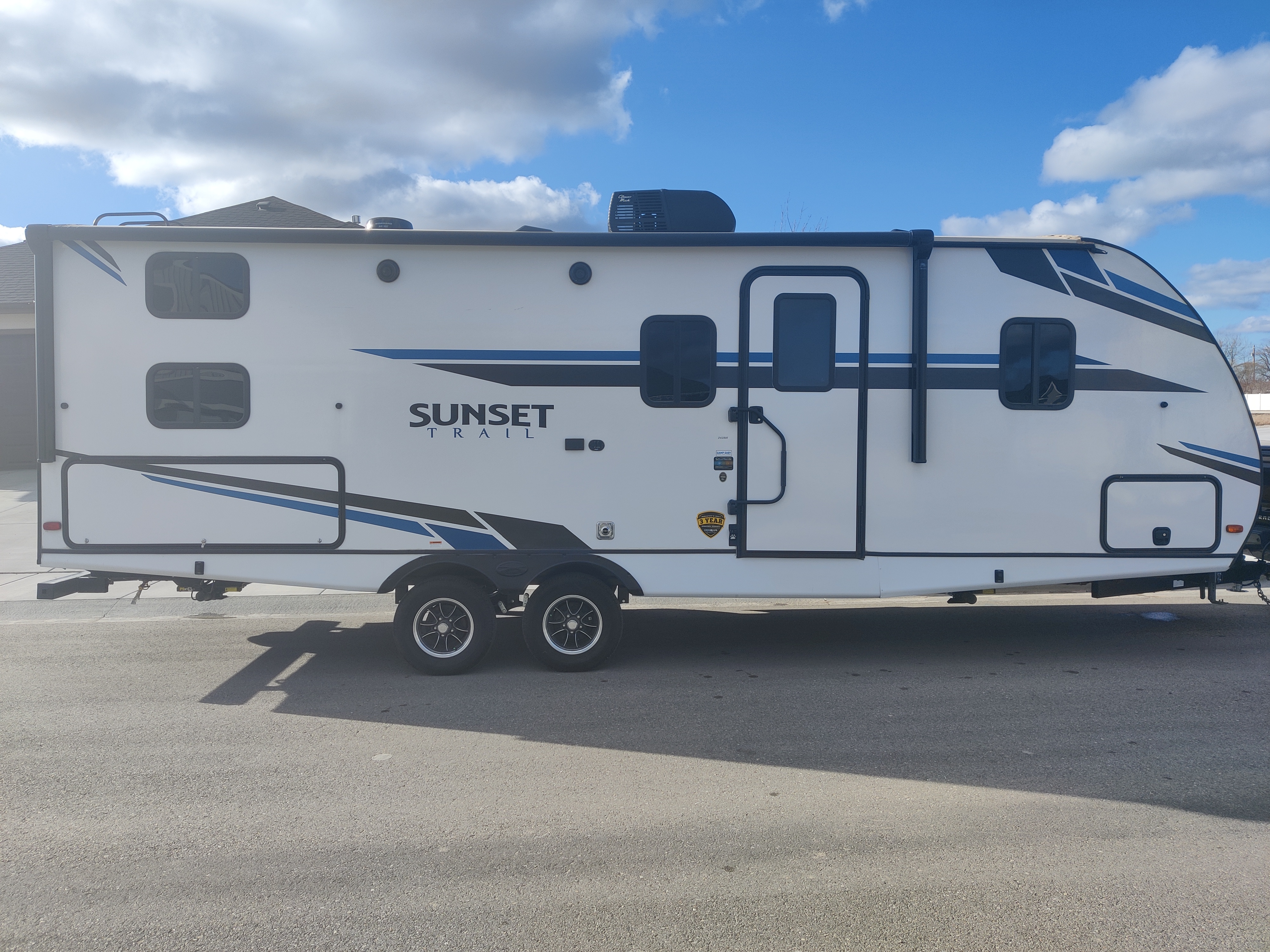2021 Crossroads SUNSET TRAIL 242BHS in twin falls ID