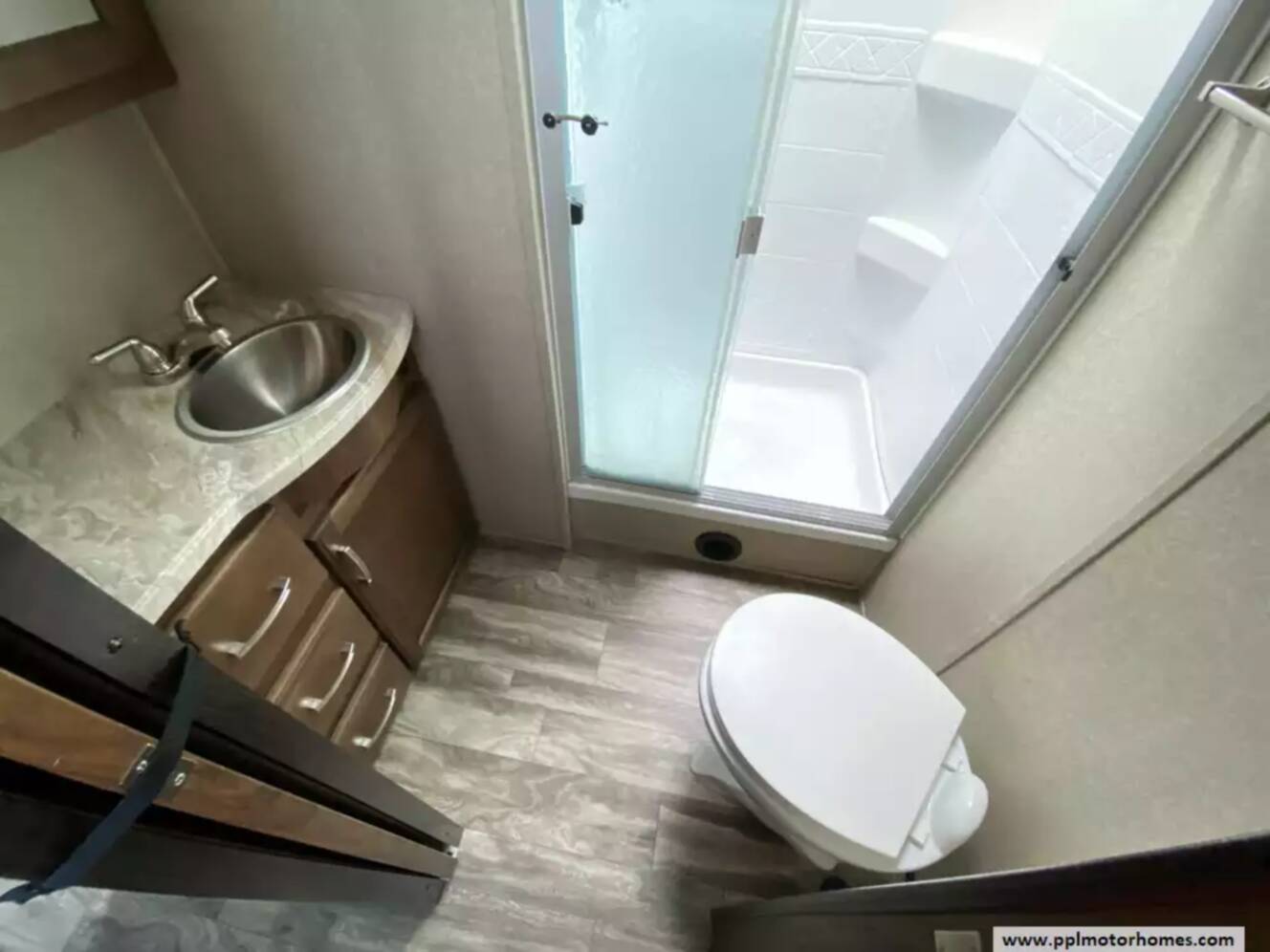 A photo of this 2019 Grand Design Reflection 287RLTS