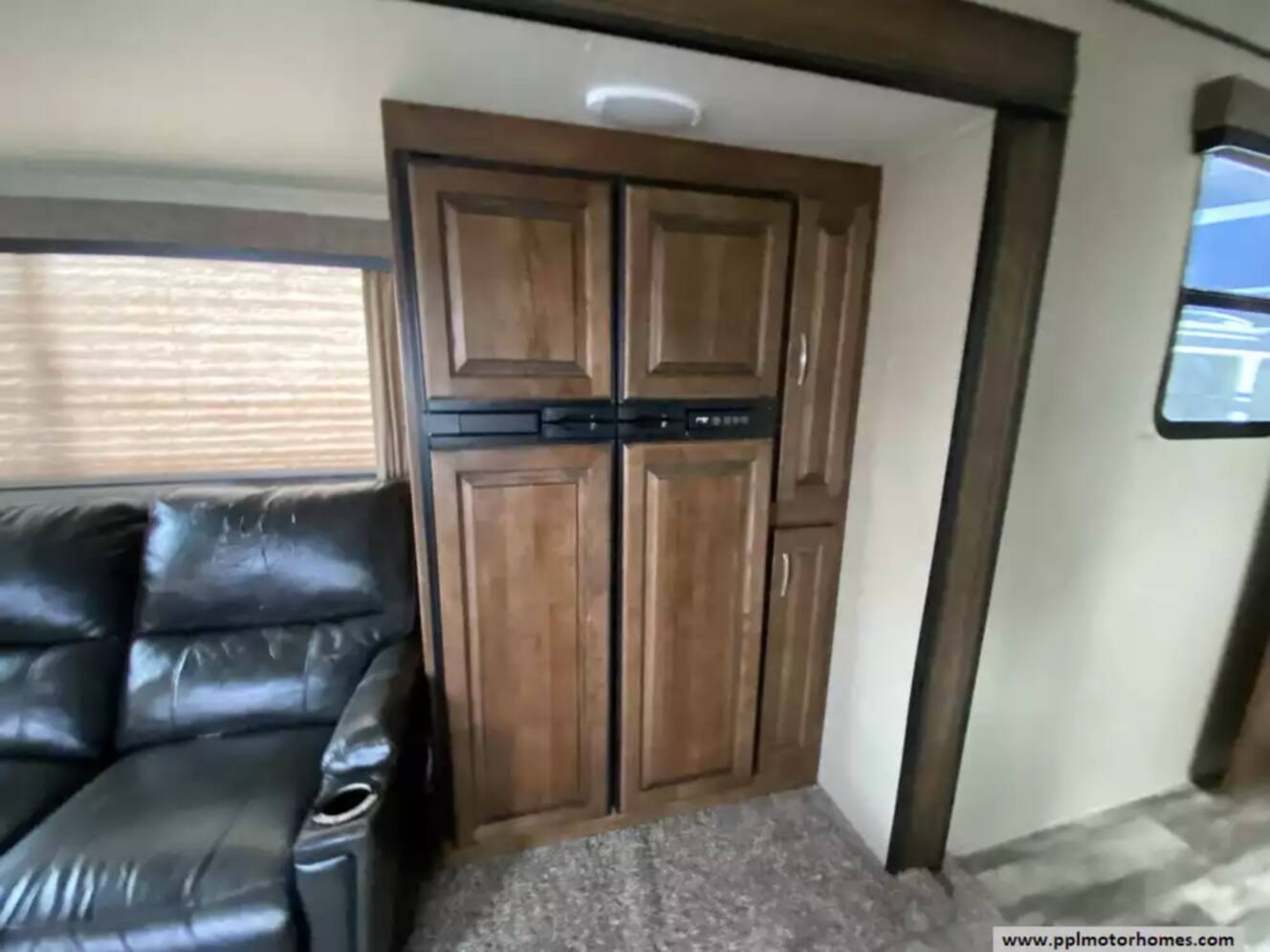 A photo of this 2019 Grand Design Reflection 287RLTS