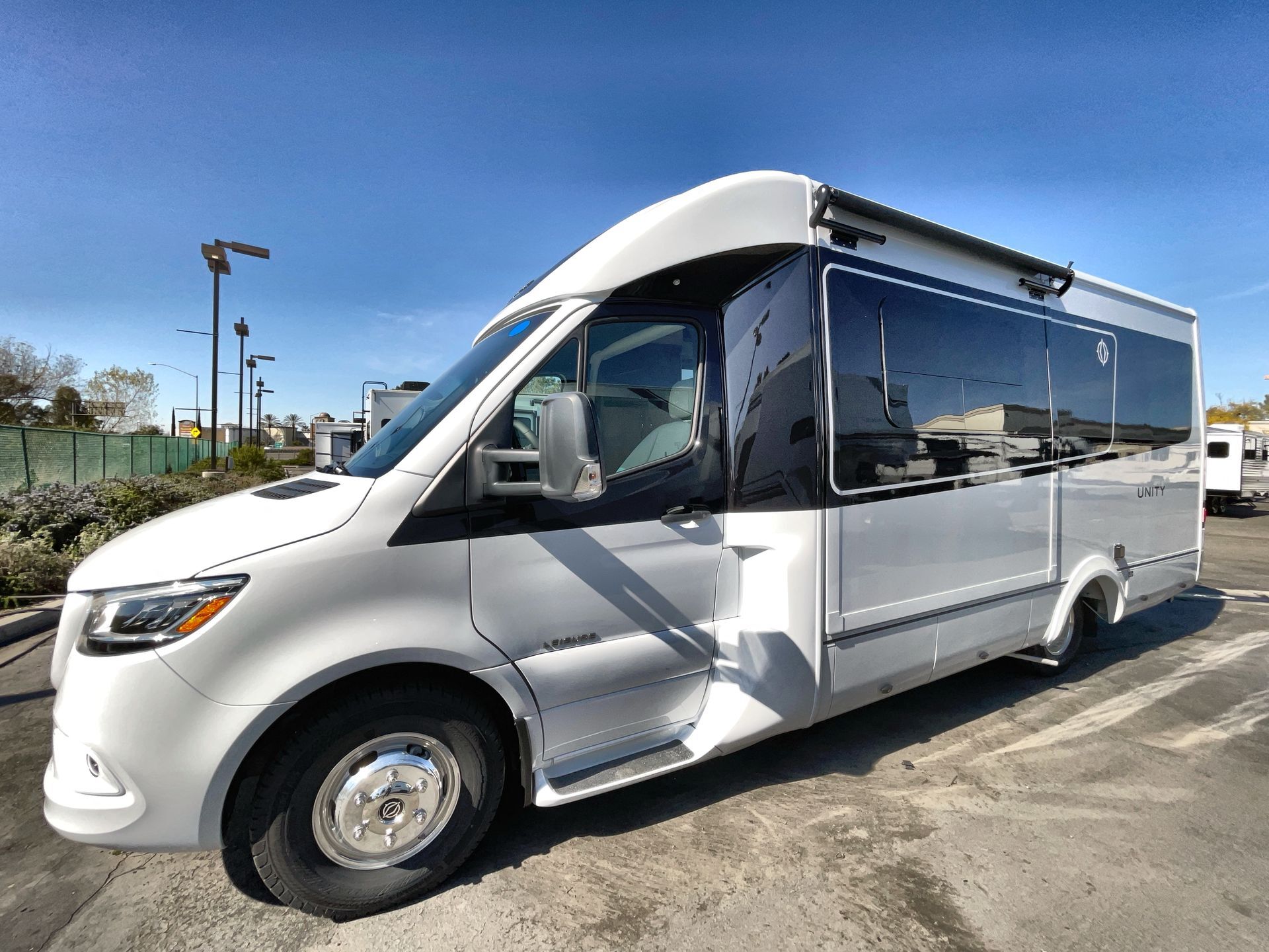 2026 Leisure Travel Vans Unity U24CB in bakersfield CA