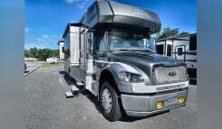 2027 Dynamax DX3 37TS Super C RV