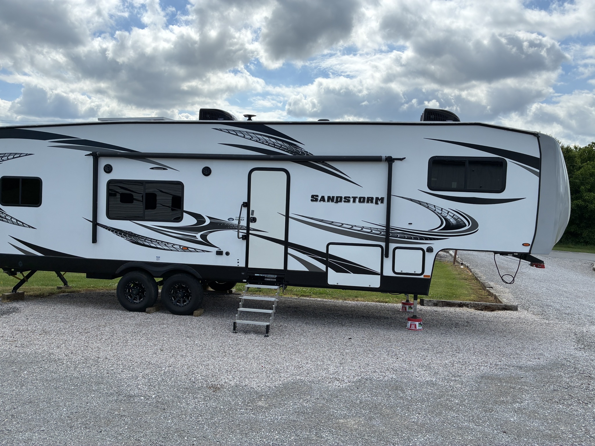 2020 Forest River SANDSTORM 336GSLR in rutledge TN