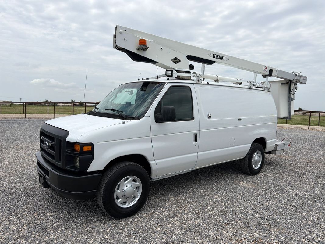 2013 FORD ECONOLINE in Yukon, OK