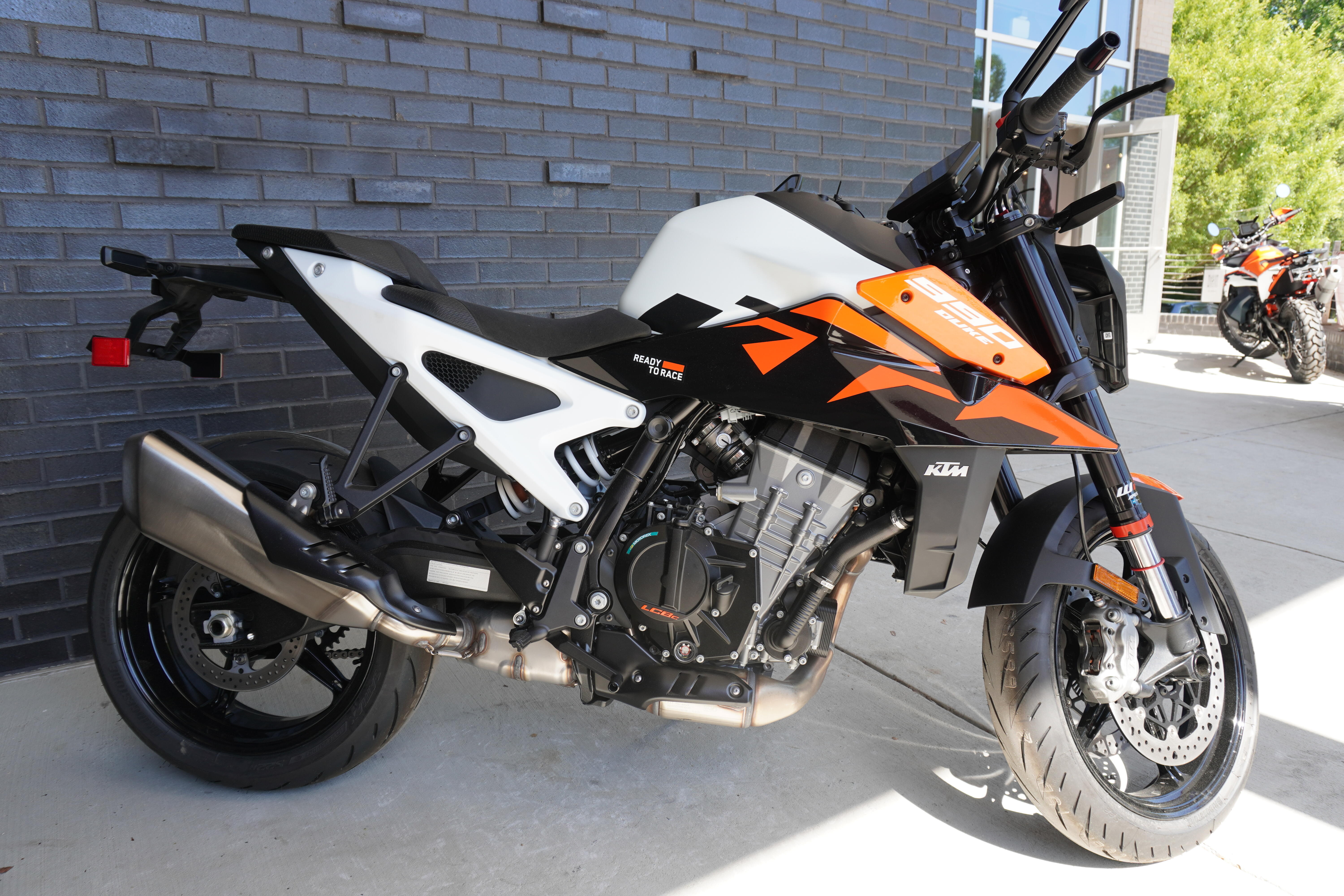 2027 KTM 990 DUKE 990 in Raleigh, NC