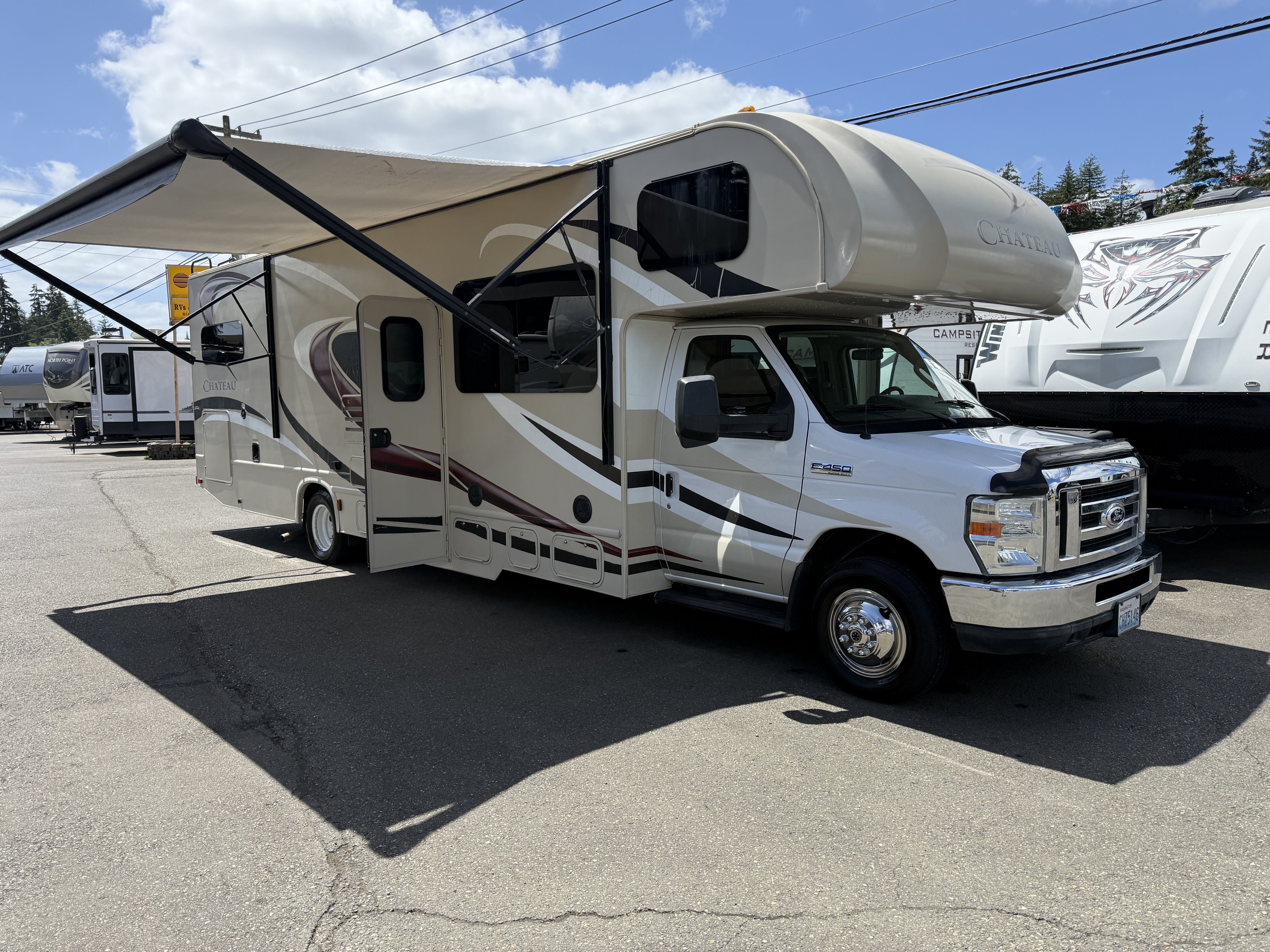 2014 Thor Motor Coach CHATEAU 31E RV