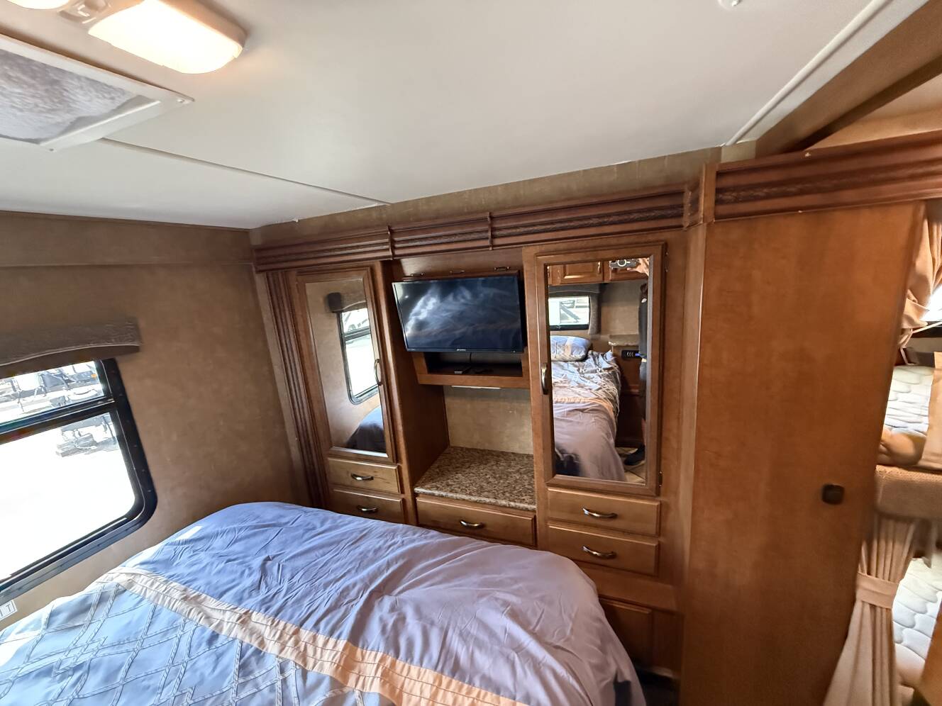 A photo of this 2014 Thor Motor Coach CHATEAU 31E
