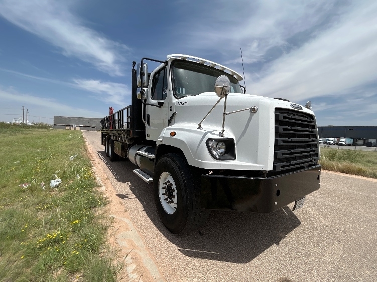 2019 FREIGHTLINER 114 SD in Odessa, VA