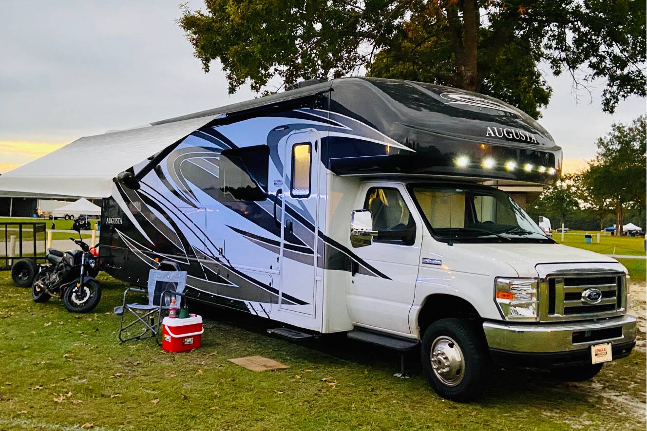 A photo of this 2019 Holiday Rambler AUGUSTA 30F
