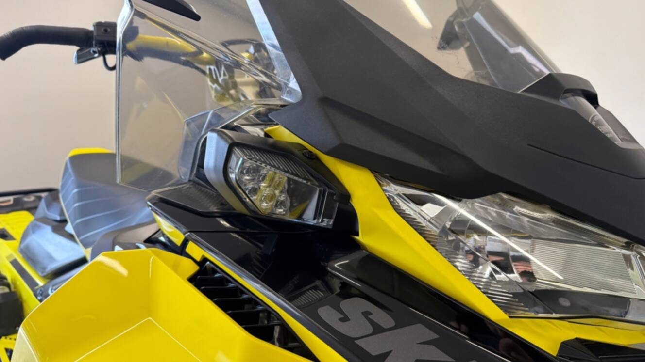 A photo of this 2021 Ski-Doo RENEGADE X-RS 850 E-TEC
