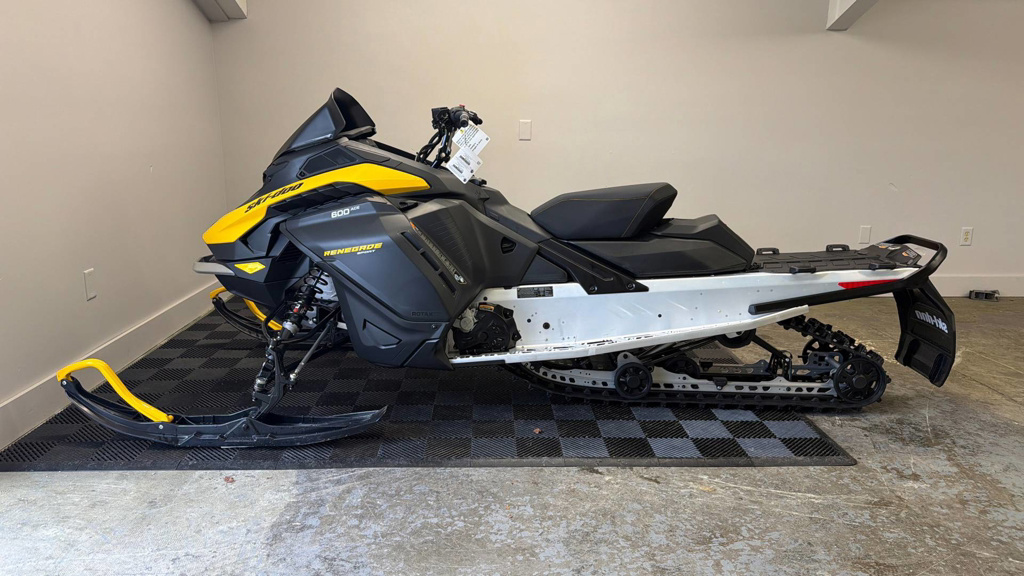 2026 Ski-Doo Renegade Sport 600 ACE 137 1.25 Ripsaw in milford NH
