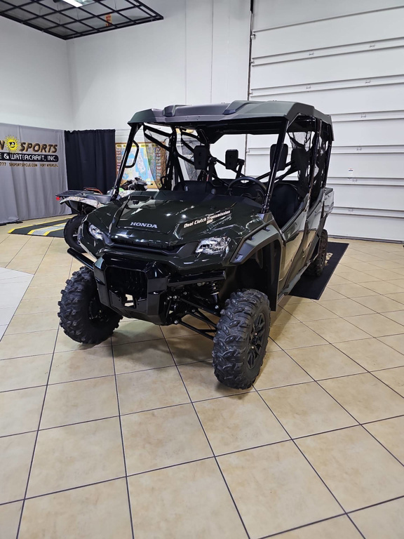 2025 Honda PIONEER 1000-6 DLX CRE Deluxe Recreation/Utility ATV