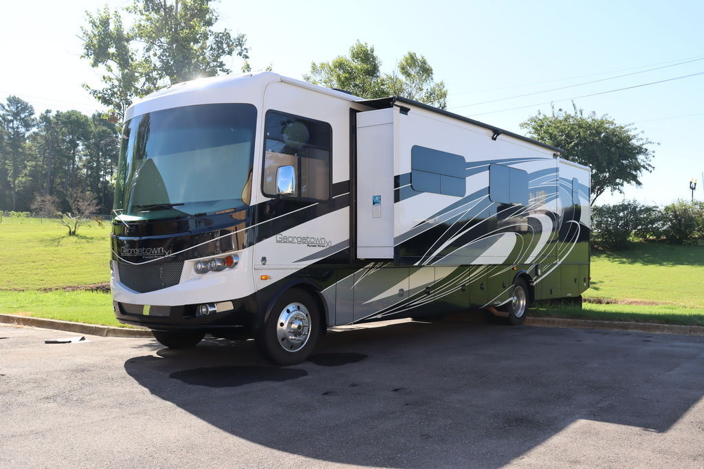 2019 Forest River Georgetown XL 369DS in southaven MS