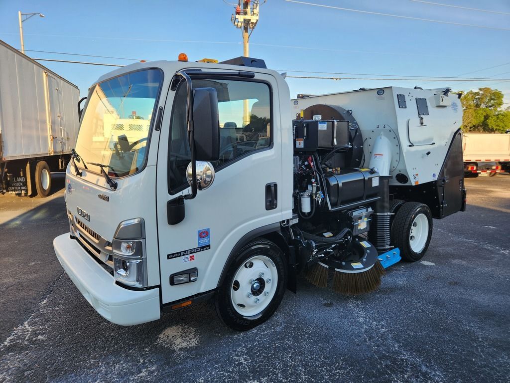 2026 Isuzu N-Series Gas NPR-HD 1F1 in Deland, FL