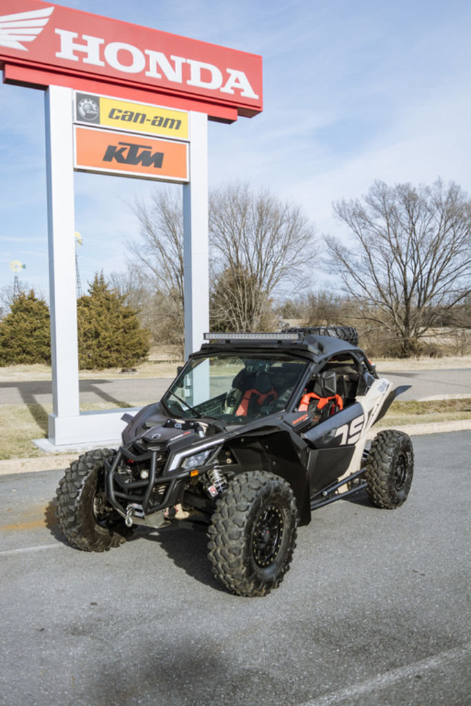 2022 Can-Am Maverick X3 X ds Turbo RR Desert Tan / Carbon Black / C in harrisonburg VA