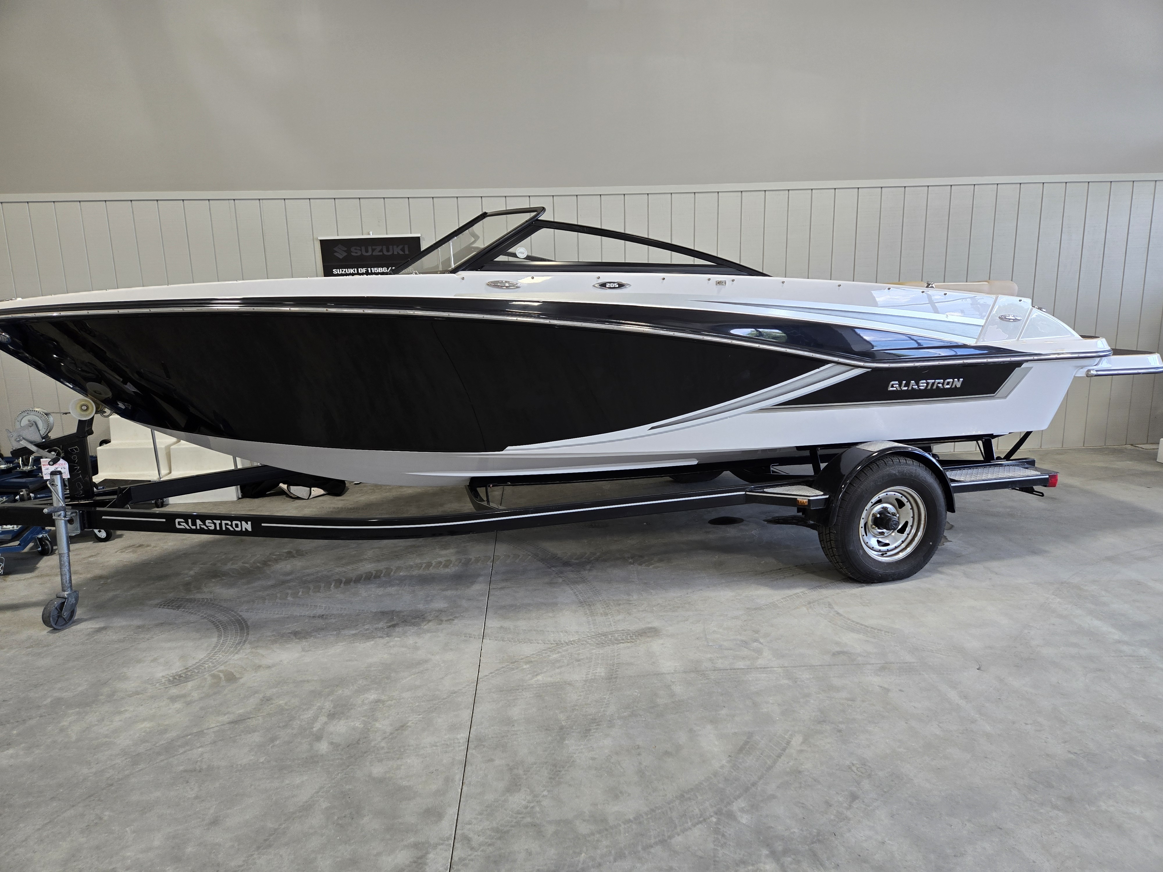 2019 Glastron GT205 245 in worcester MA