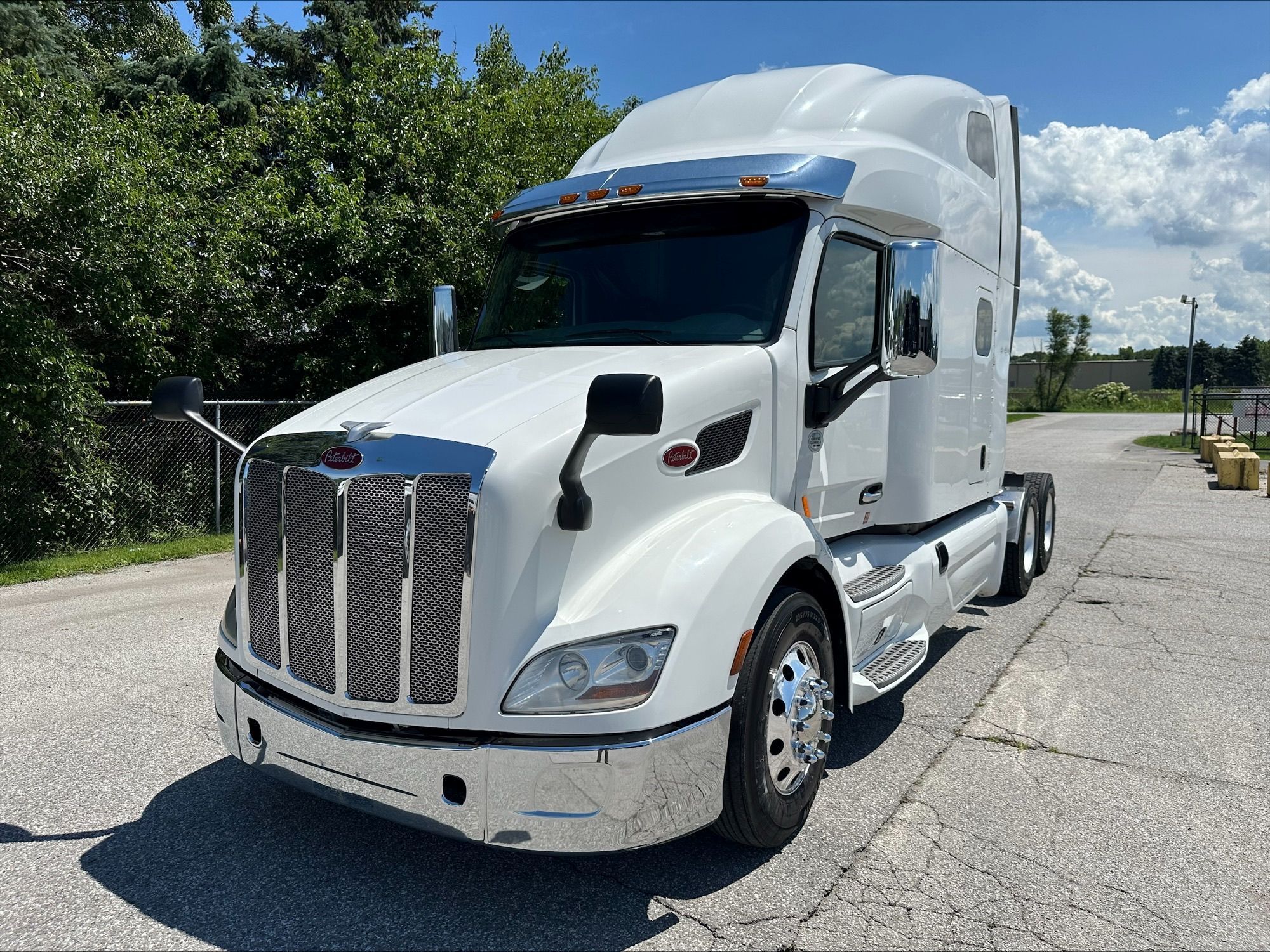 2019 PETERBILT 579 in Portage, IN