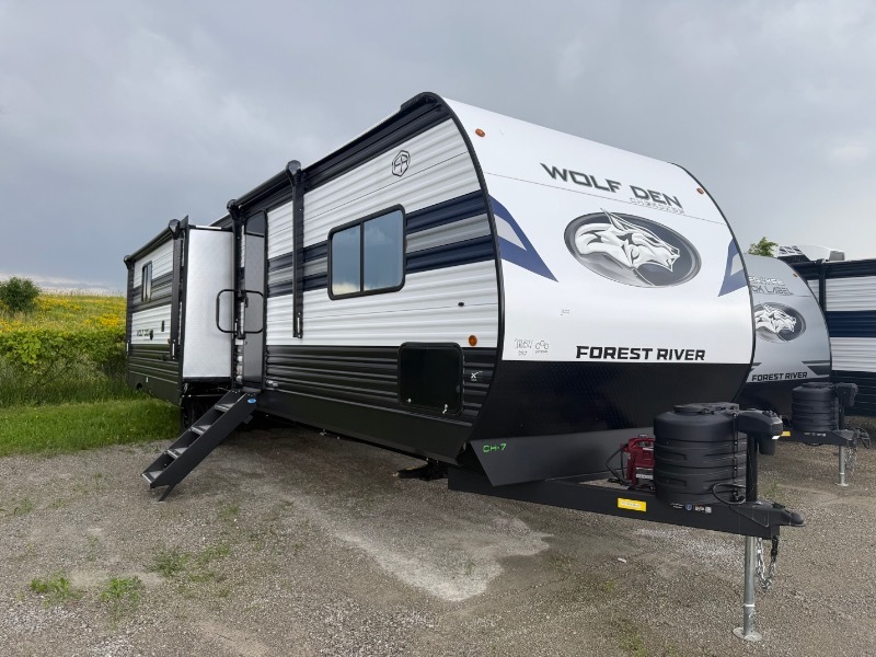 2027 Forest River Cherokee Wolf Den 304SR in neenah WI