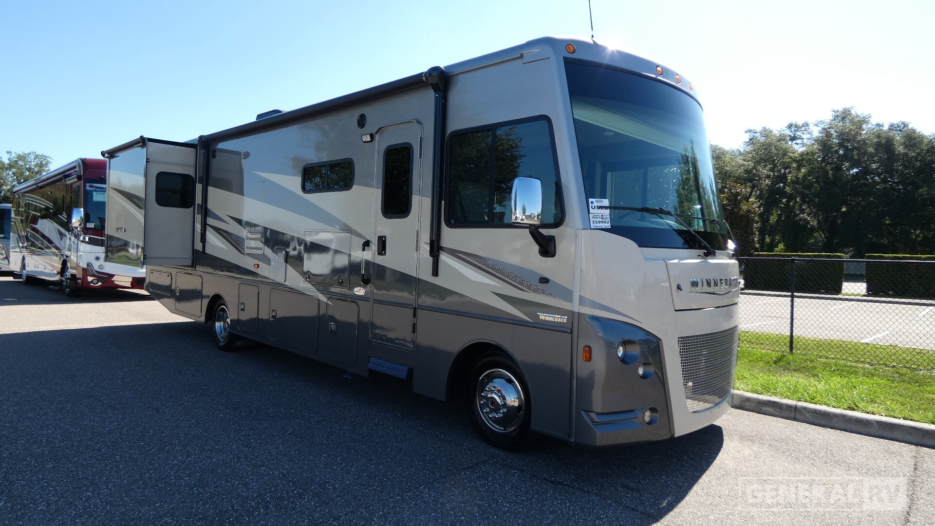 2020 Winnebago VISTA 32Y RV