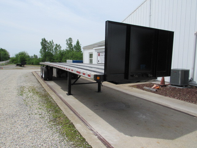 2015 Fontaine 36 6 X 102 Aluminum Combo Moffett Trailer in Grabill, IN