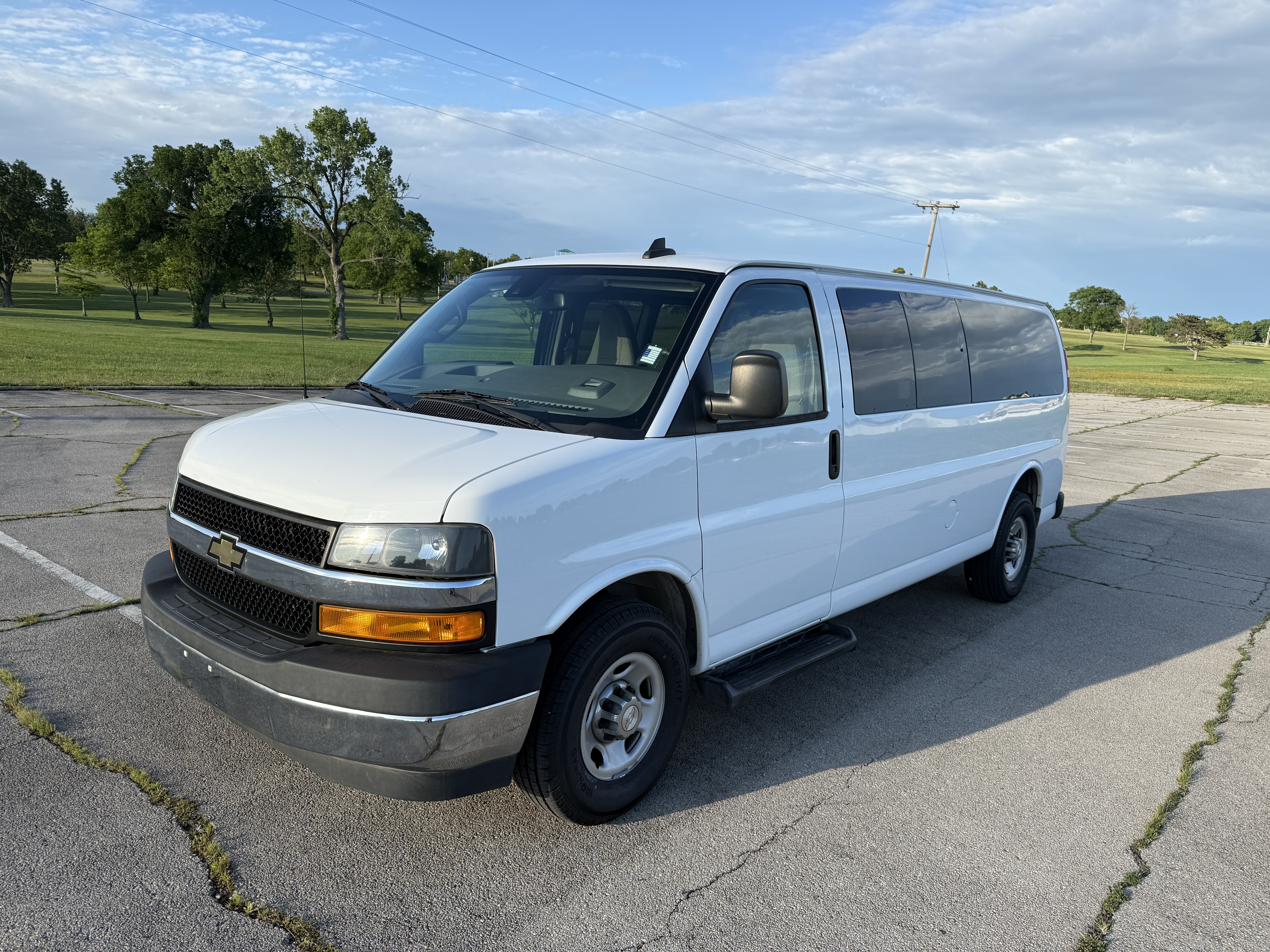 2019 CHEVROLET EXPRESS G3500 in Bartlesville, OK