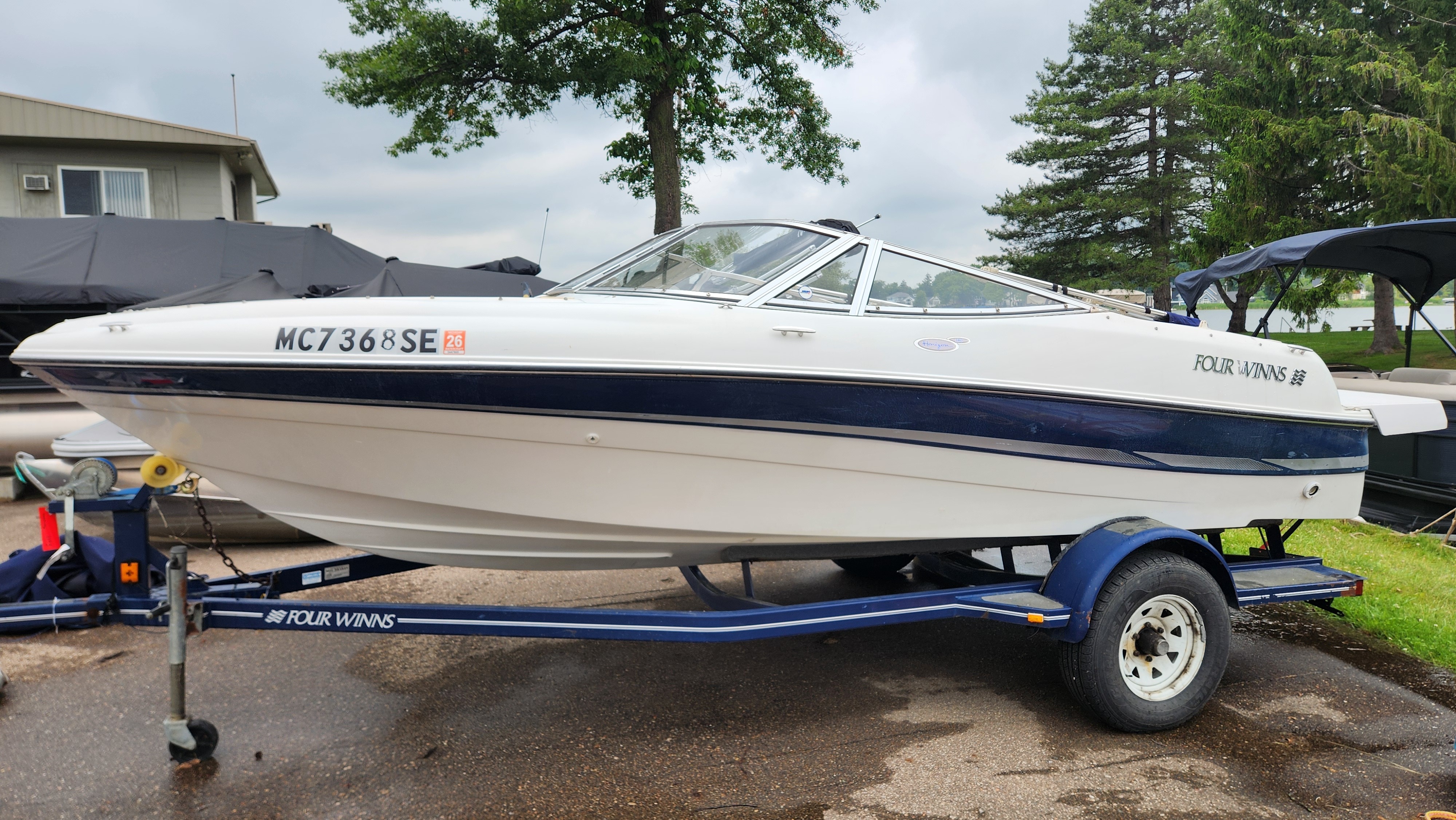 2002 Four Winns 18H HORIZON 290 in fenton MI