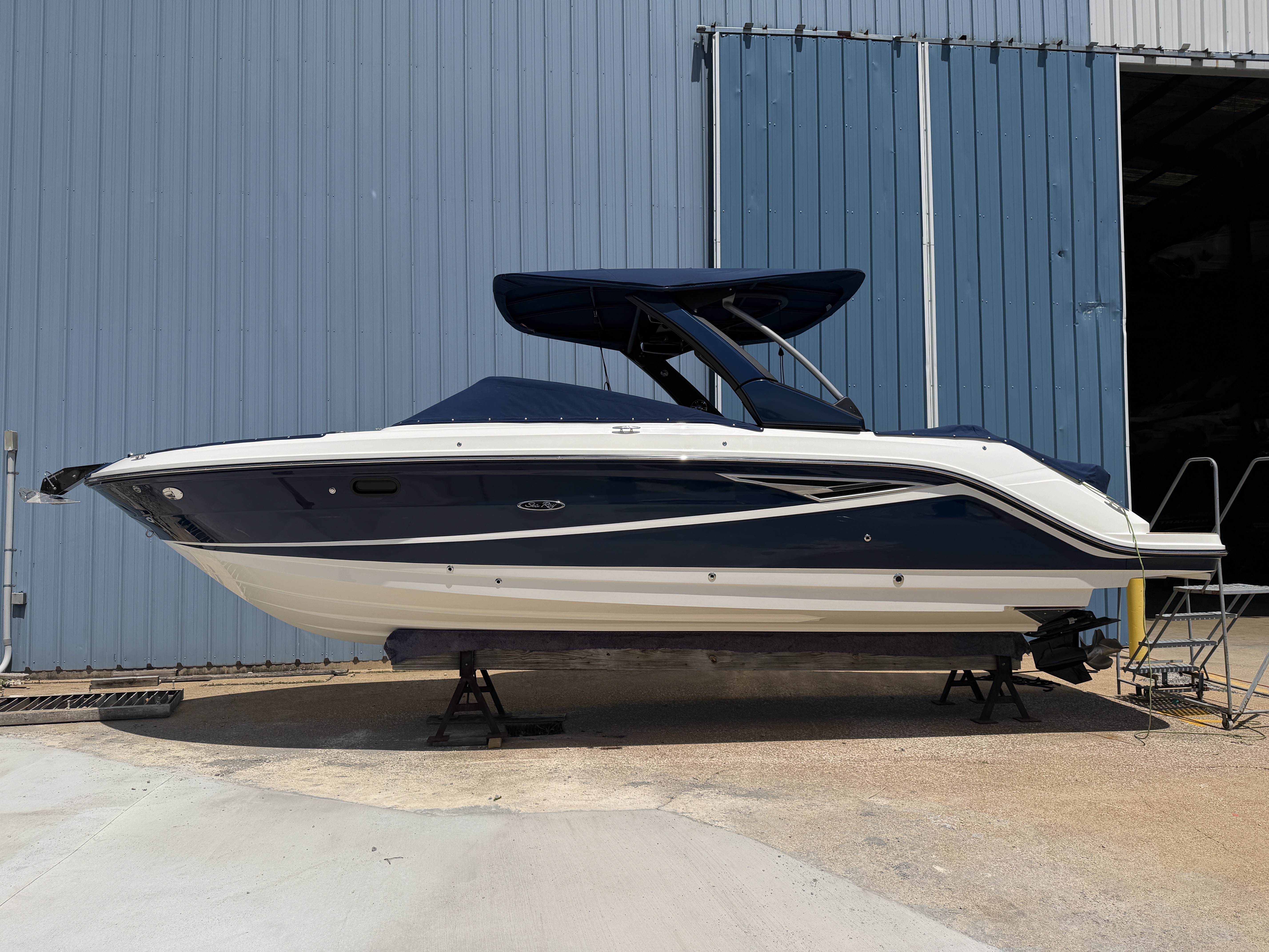 2022 Sea Ray 280 SLX W 230 in lake ozark MO