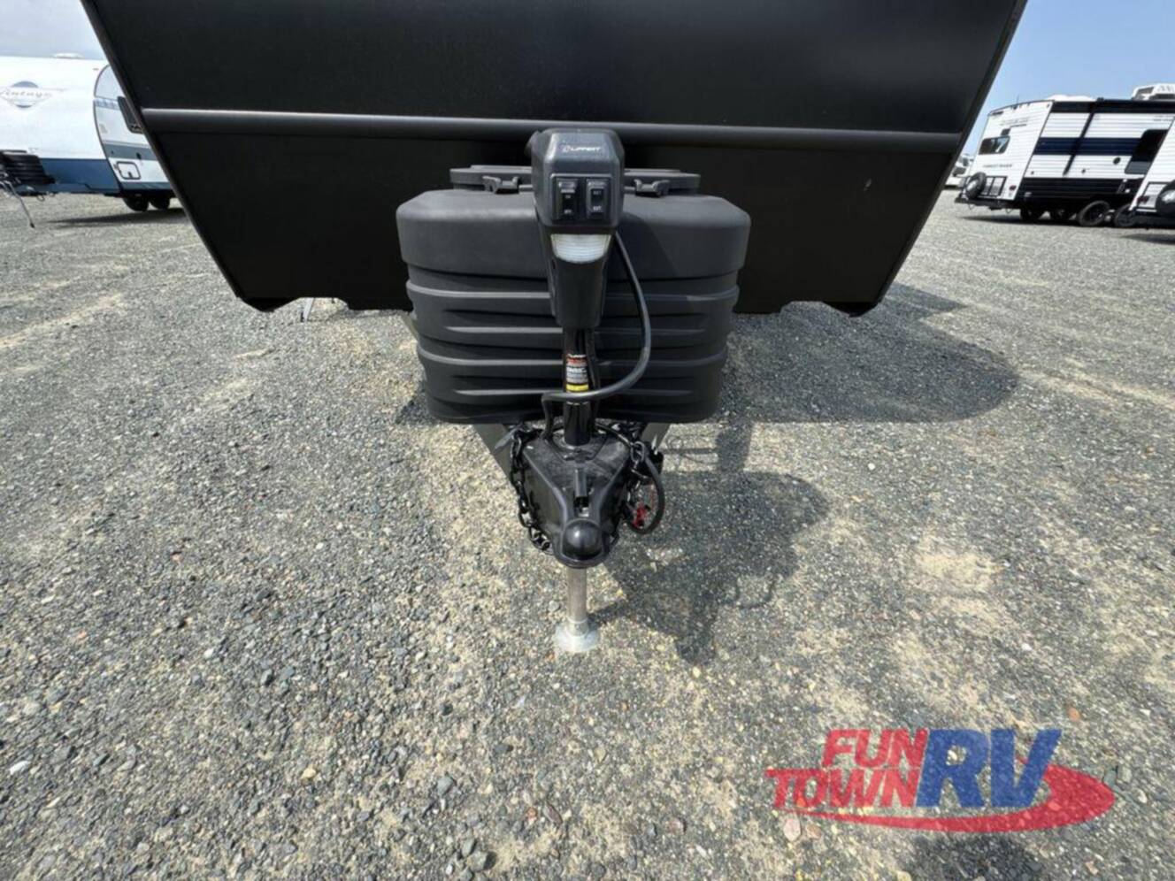 A photo of this 2026 Winnebago Thrive 22MBH