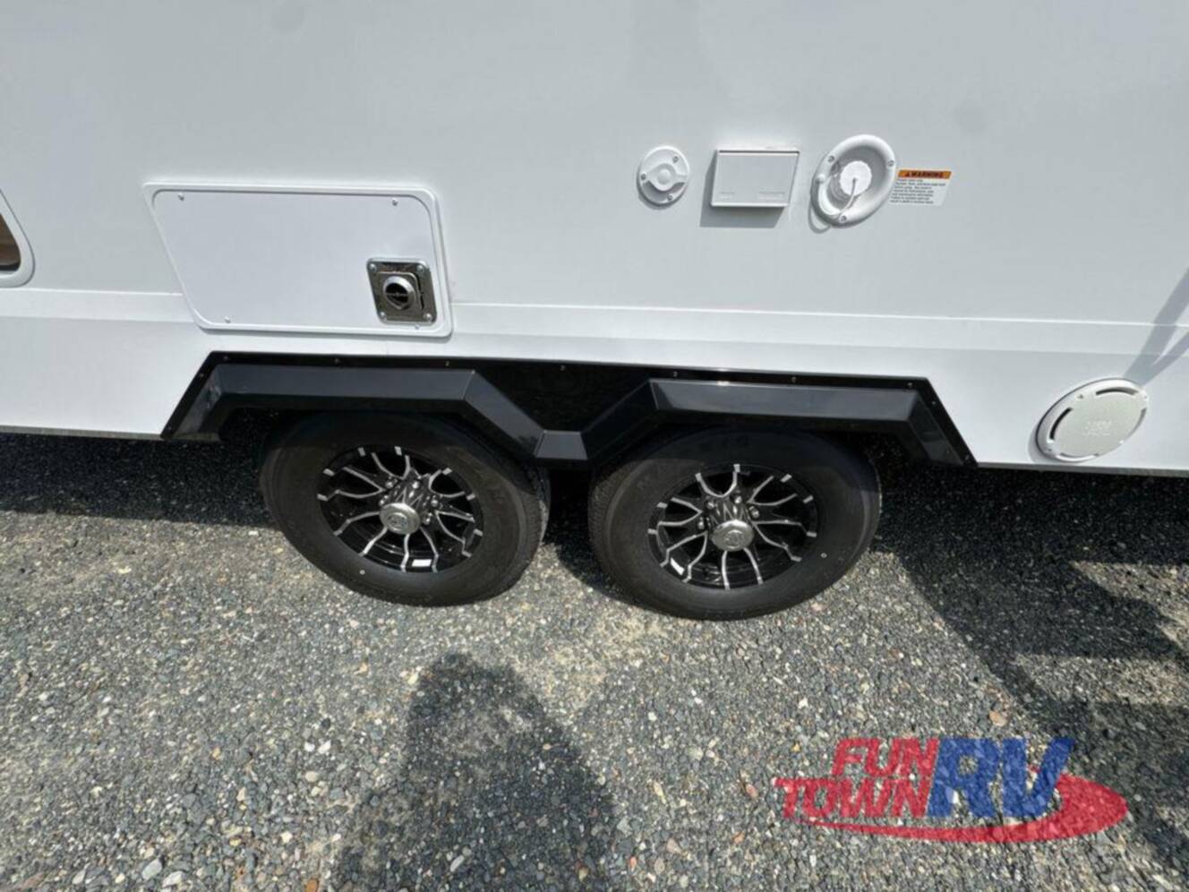 A photo of this 2026 Winnebago Thrive 22MBH