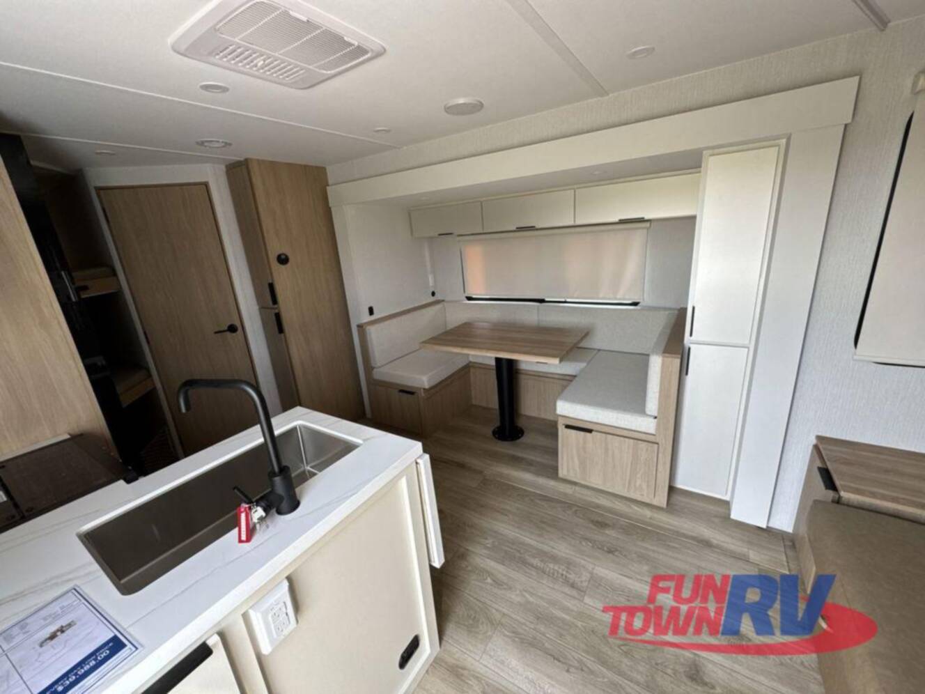 A photo of this 2026 Winnebago Thrive 22MBH