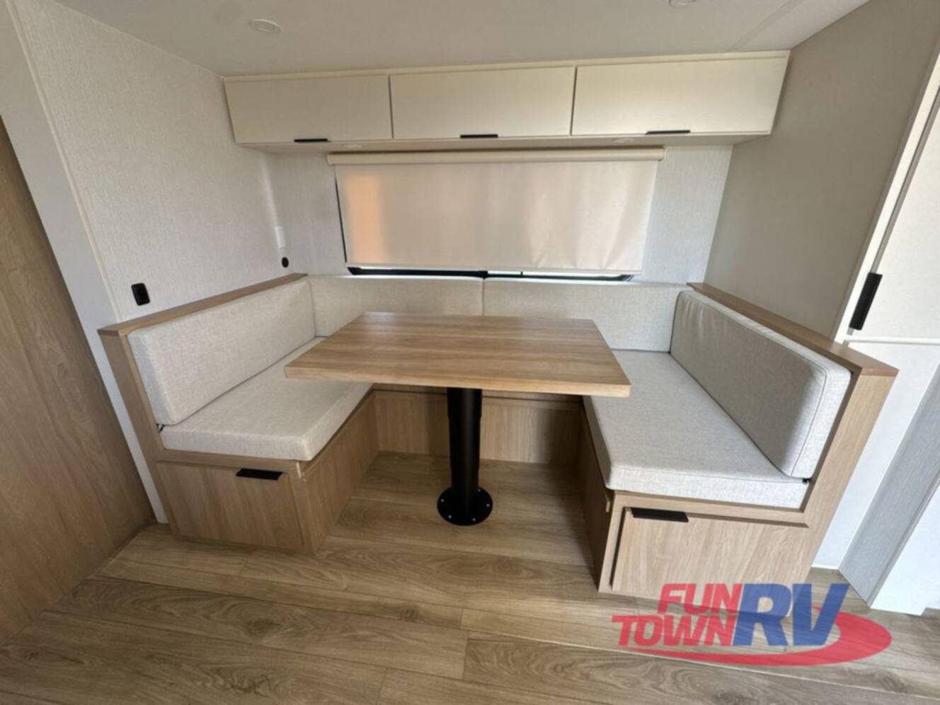 A photo of this 2026 Winnebago Thrive 22MBH