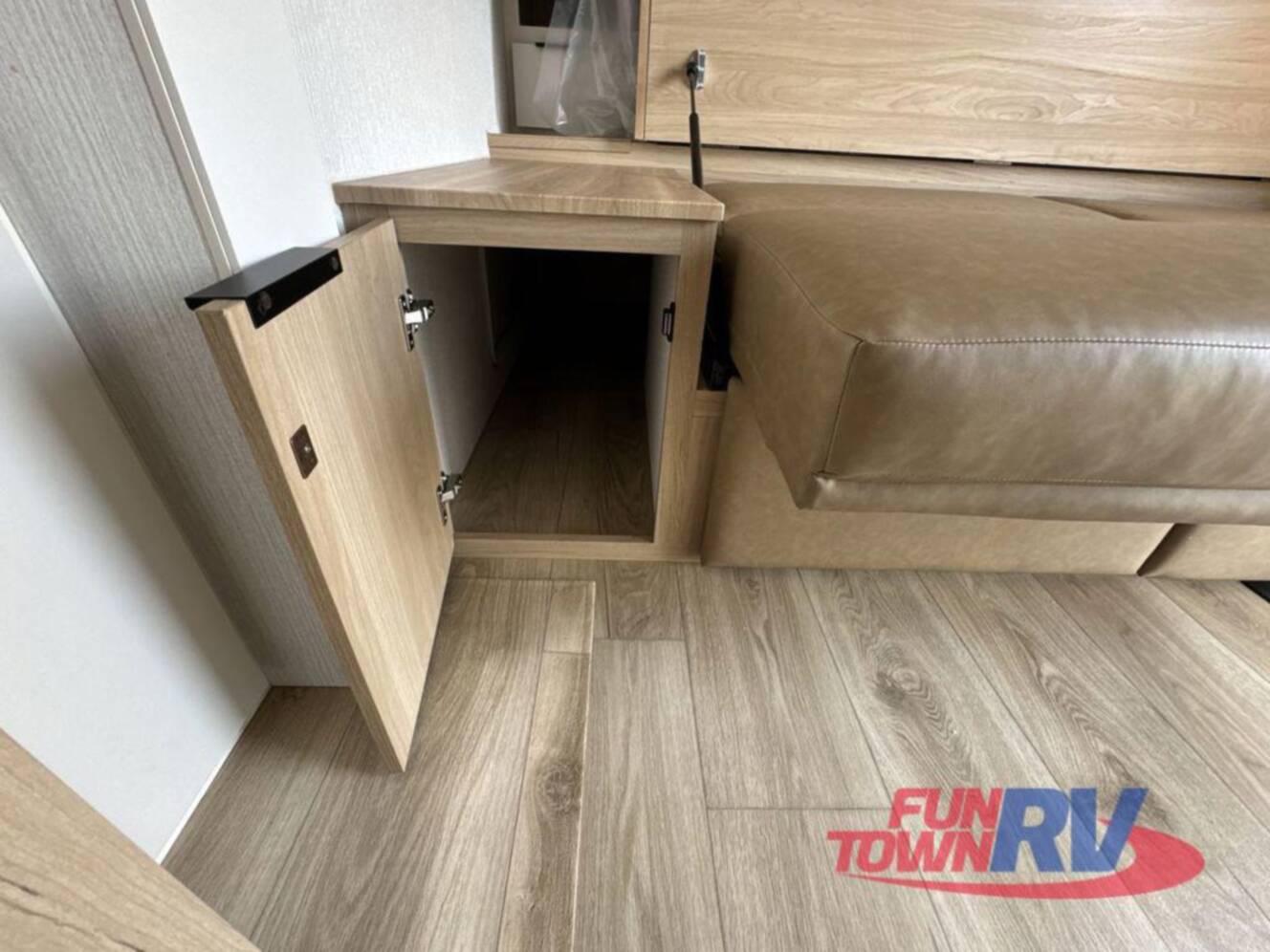 A photo of this 2026 Winnebago Thrive 22MBH