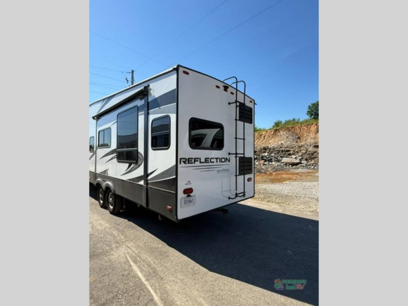 A photo of this 2021 Grand Design Reflection 320MKS