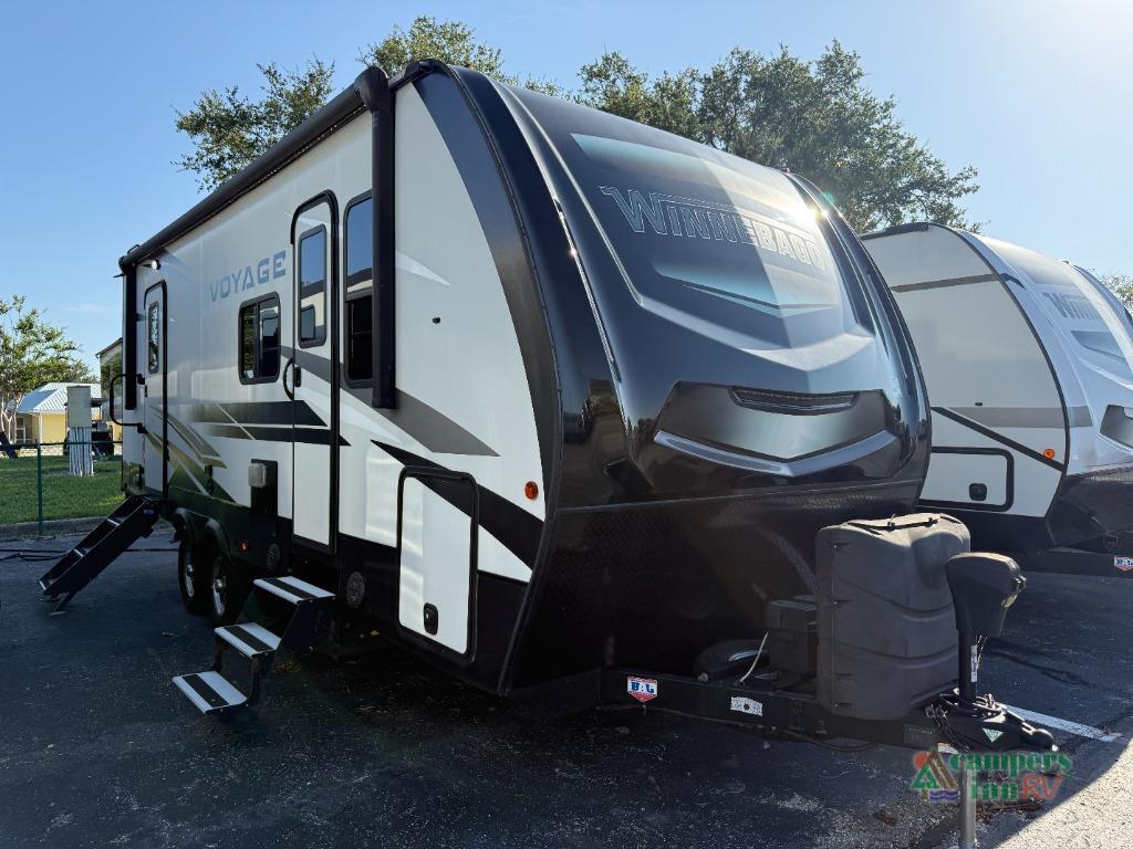 2021 Winnebago Voyage 2427RB in seffner FL