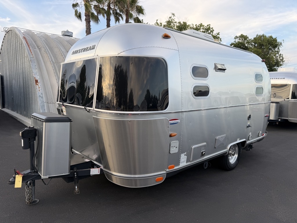 2015 Airstream INTERNATIONAL SERENITY 19 BAMBI in winters CA