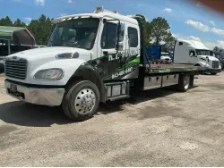 2020 Freightliner M2 106