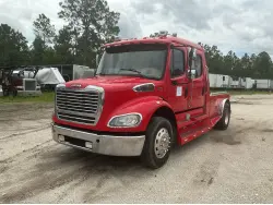 2011 Freightliner M2