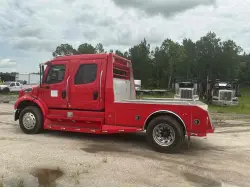2011 Freightliner M2
