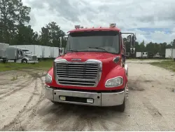 2011 Freightliner M2
