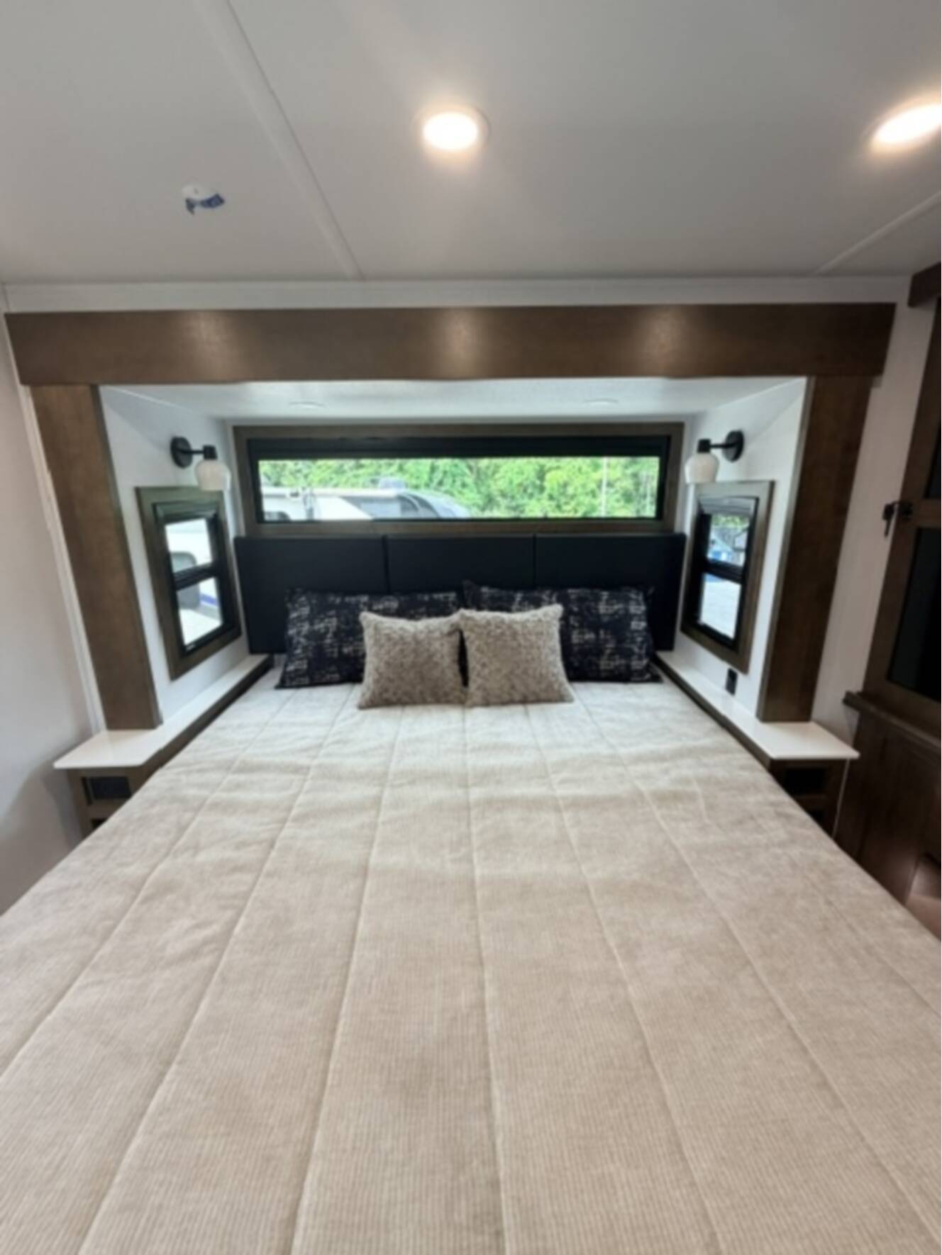A photo of this 2027 Keystone Montana 3100RL
