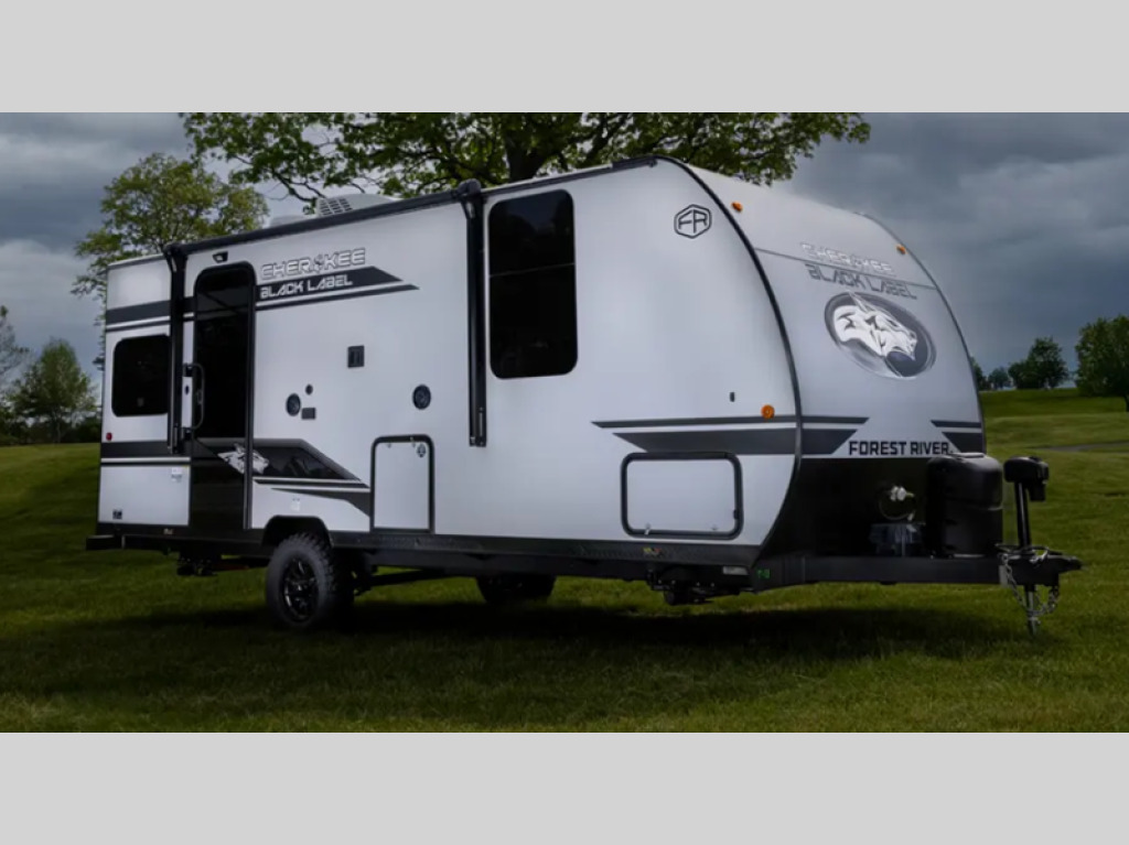 2027 Forest River Rv CHEROKEE WOLF PUP BLACK LABEL 16CMBL in springville TN