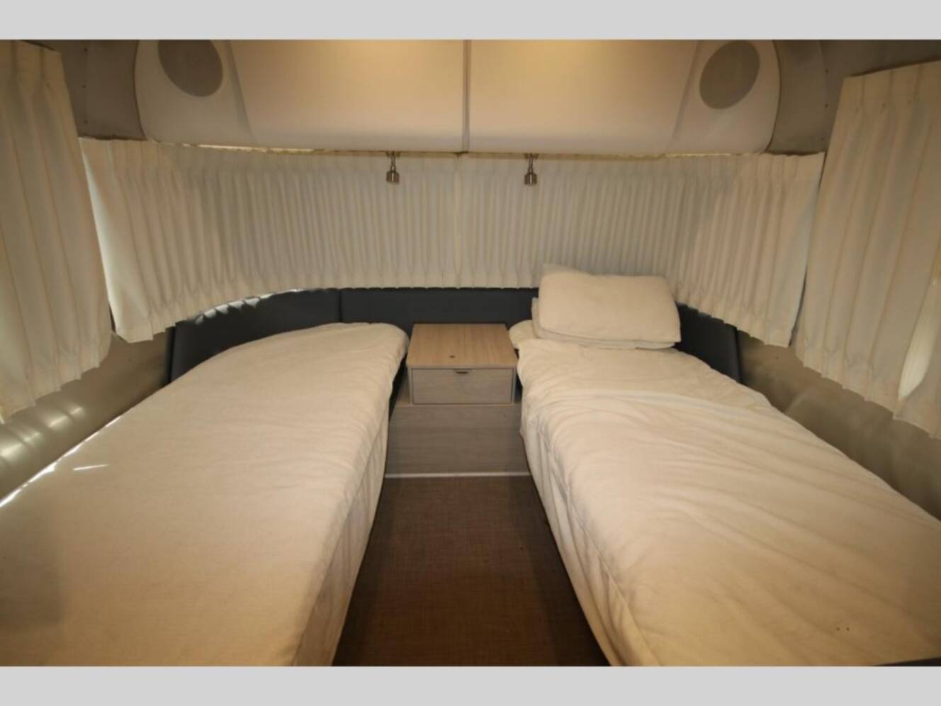 A photo of this 2022 Airstream Globetrotter 27FB Twin