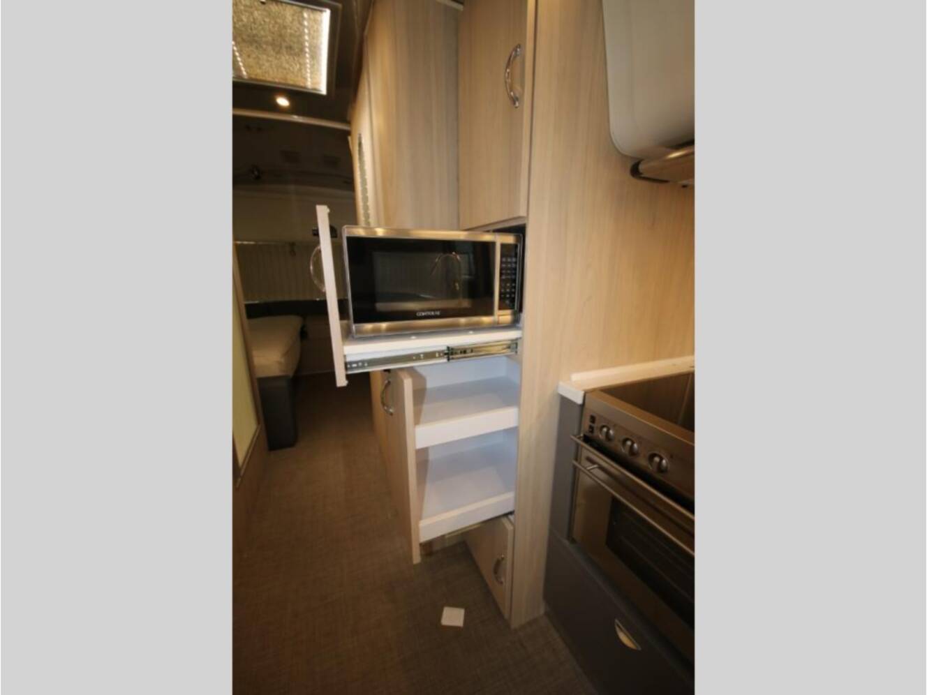 A photo of this 2022 Airstream Globetrotter 27FB Twin