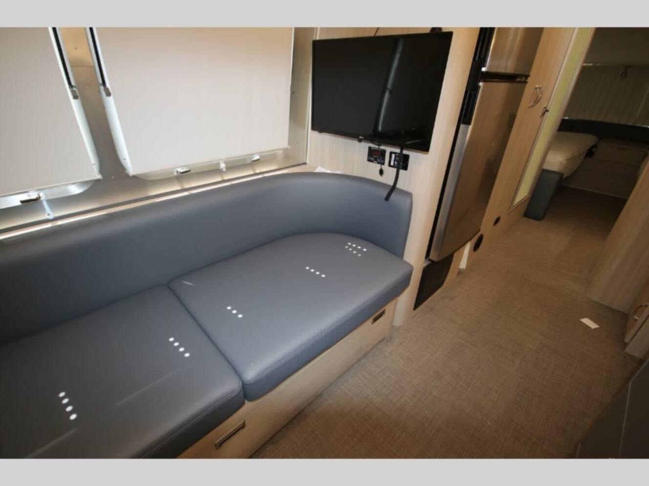 A photo of this 2022 Airstream Globetrotter 27FB Twin
