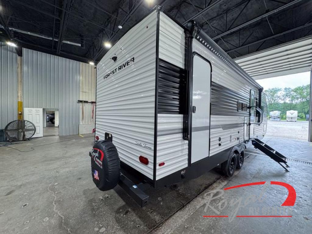 2027 East To West Della Terra 275BH in middlebury IN